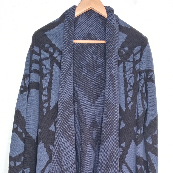Blank NYC Aztec Print Open Front Waterfall Cardigan - Picture 4 of 11
